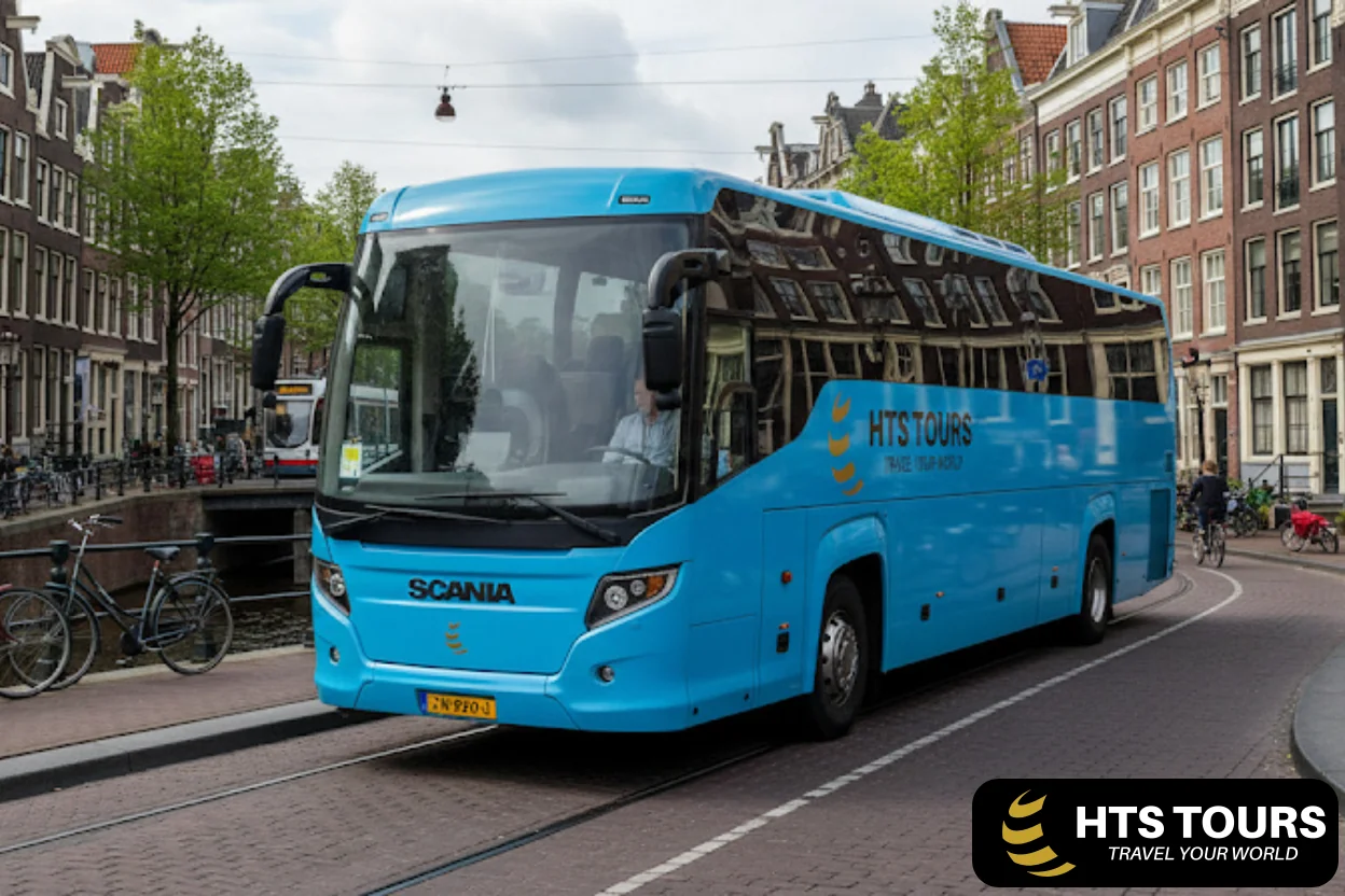 Scania Higer touringcar voor 49 passagiers